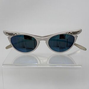 Vintage Marine Cateye Aluminum Eyeglass Frames 1950s 5 1/2" 44 20 Frames Only